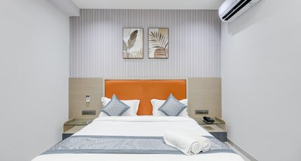 Hotel Lacasa Room Type - Deluxe Room
