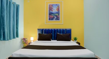 Rudraksh Residency Room Type - Deluxe Room