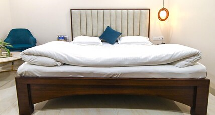 CRAFTSTAY Benaras Room Type - Premium A/C Rooms