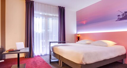 IBIS STYLES NANTES CENTRE GARE Room Type - Standard Family Suite with 1 double bed and double sofa bed