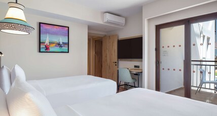 DoubleTree by Hilton Bodrum Isil Club Resort Room Type - DLX FAMILY ROOM WITH VIEW