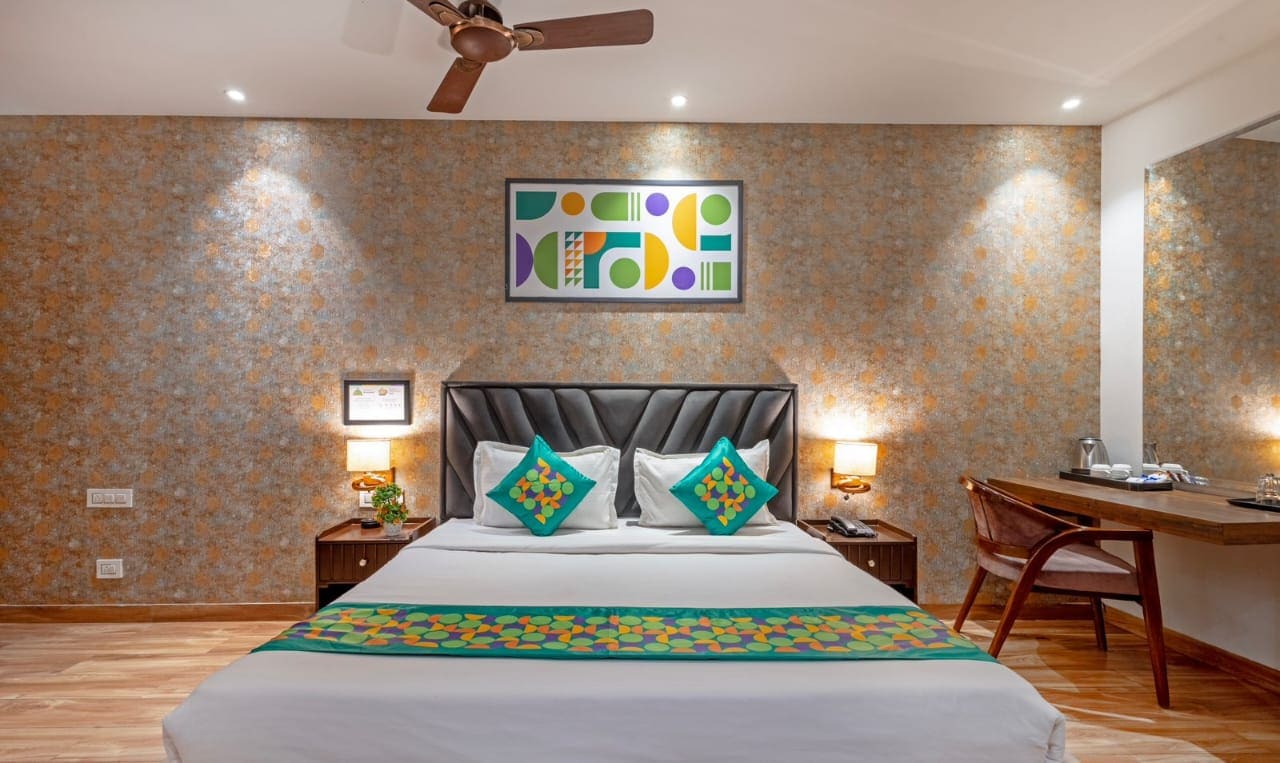 Hotel Glen Erica, Zirakpur - Tap to explore photos