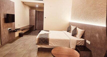 SNS Regency Room Type - Standard Non AC