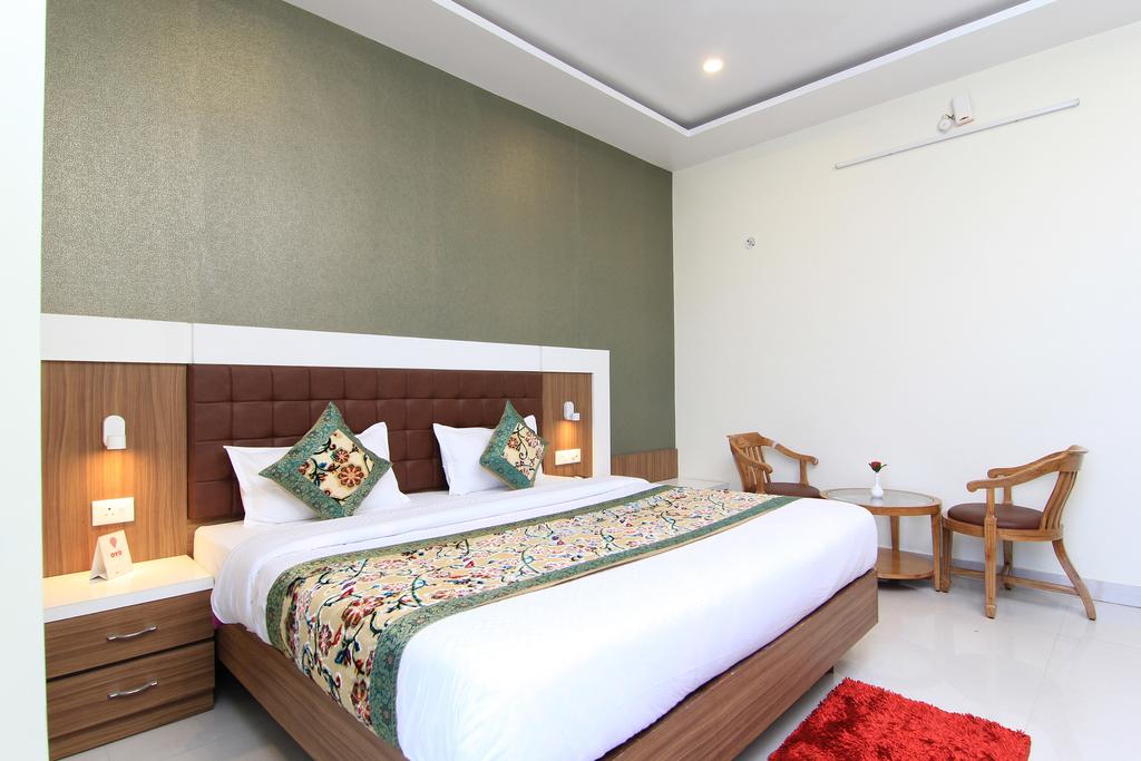 HOTEL SONA PLAZA - Tap to explore photos