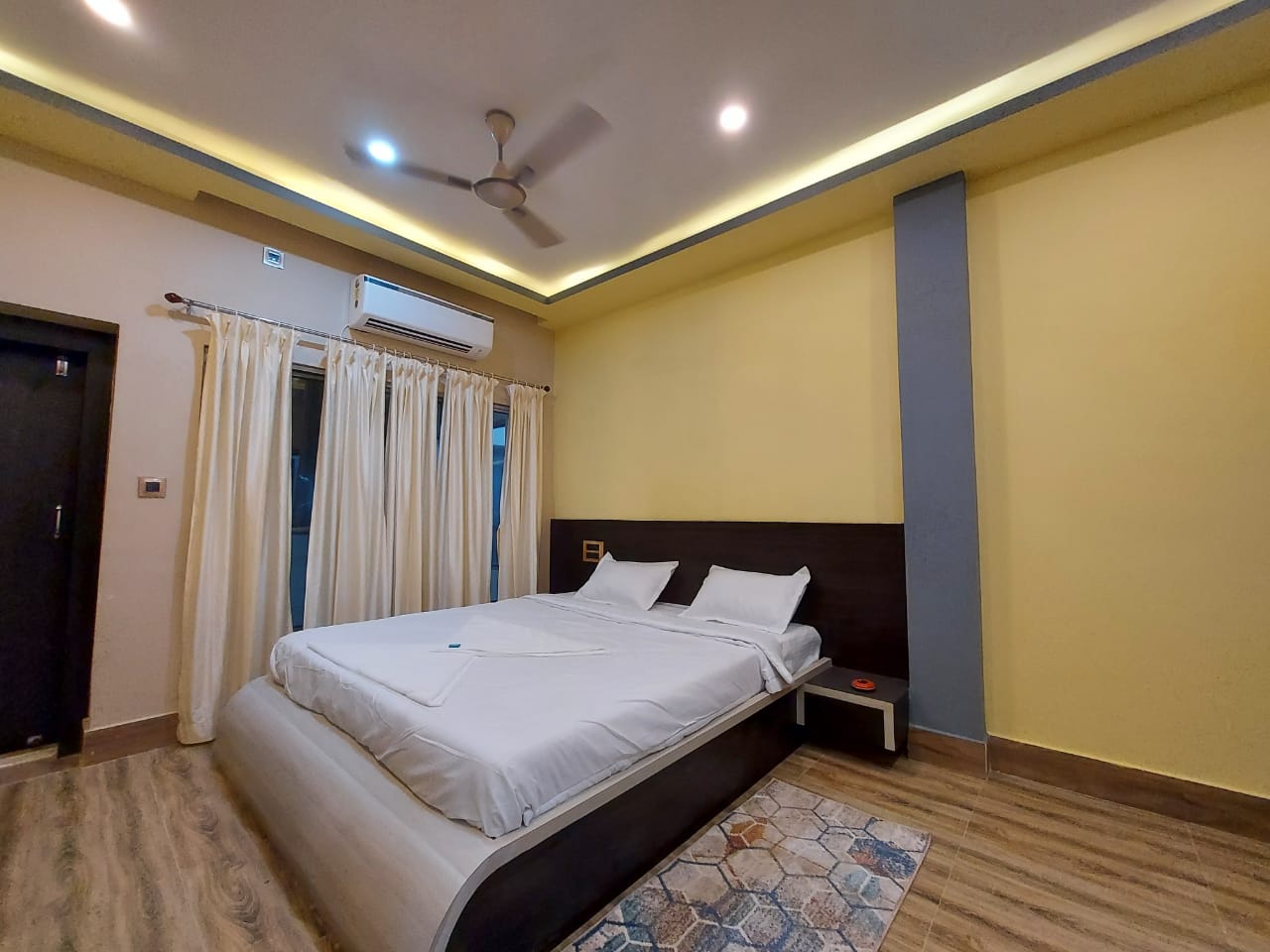 GRAND KHUSHI BEACH RESORT - Tap to explore photos