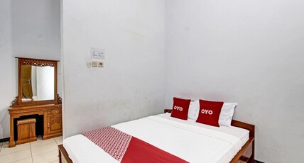 Hotel O Wisma Pkpri Purworejo Room Type - Indonesia Deluxe Double
