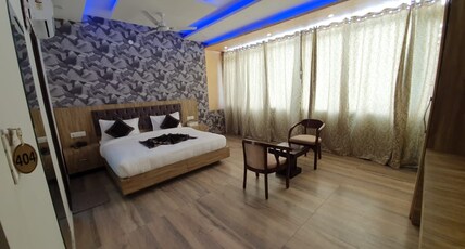 Hotel Glass Inn Room Type - Executive Room Hotel Glass Inn Room Type - Executive Room