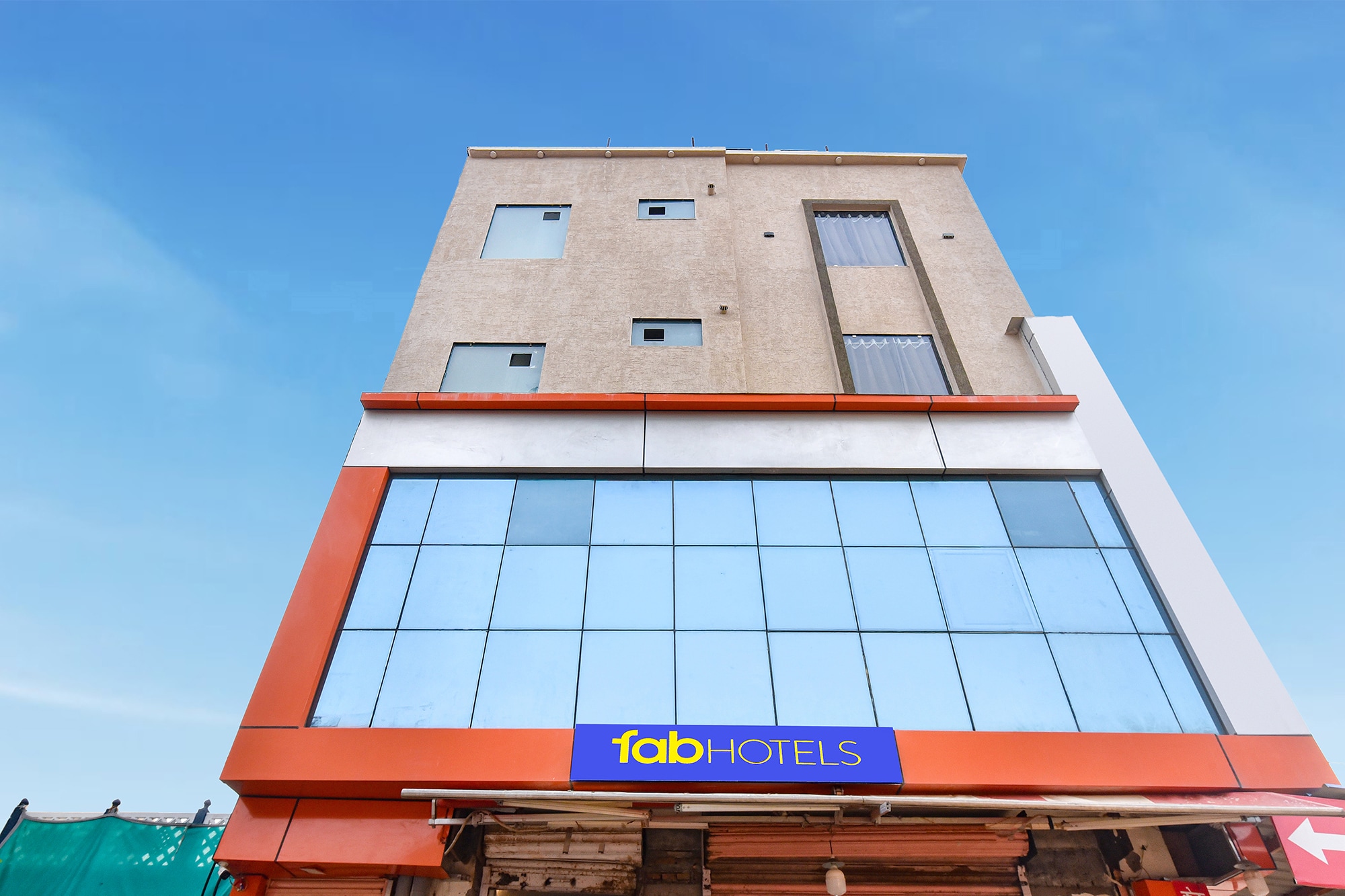 FabHotel Anand Palace - Tap to explore photos