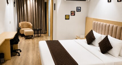 Crown Studio Apartment with pool Room Type - Crown
