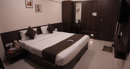 The Moris Palace, Rajkot Room Type - Deluxe Room