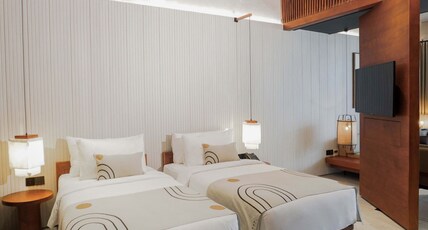 The Komu Room Type - Premier Suite Plus - Twin