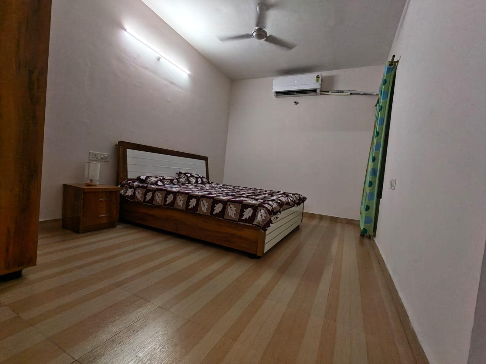 Sattva Homes | 2BHK Near Medanta & Lulu Mall - Tap to explore photos