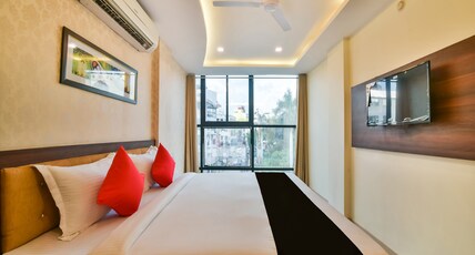 Hotel Golden Feather Room Type - Super Deluxe Room Hotel Golden Feather Room Type - Super Deluxe Room
