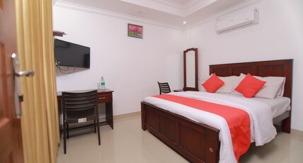 Diamond Residency Room Type - Deluxe AC