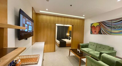 Hotel Tamarind Room Type - Royal Suite