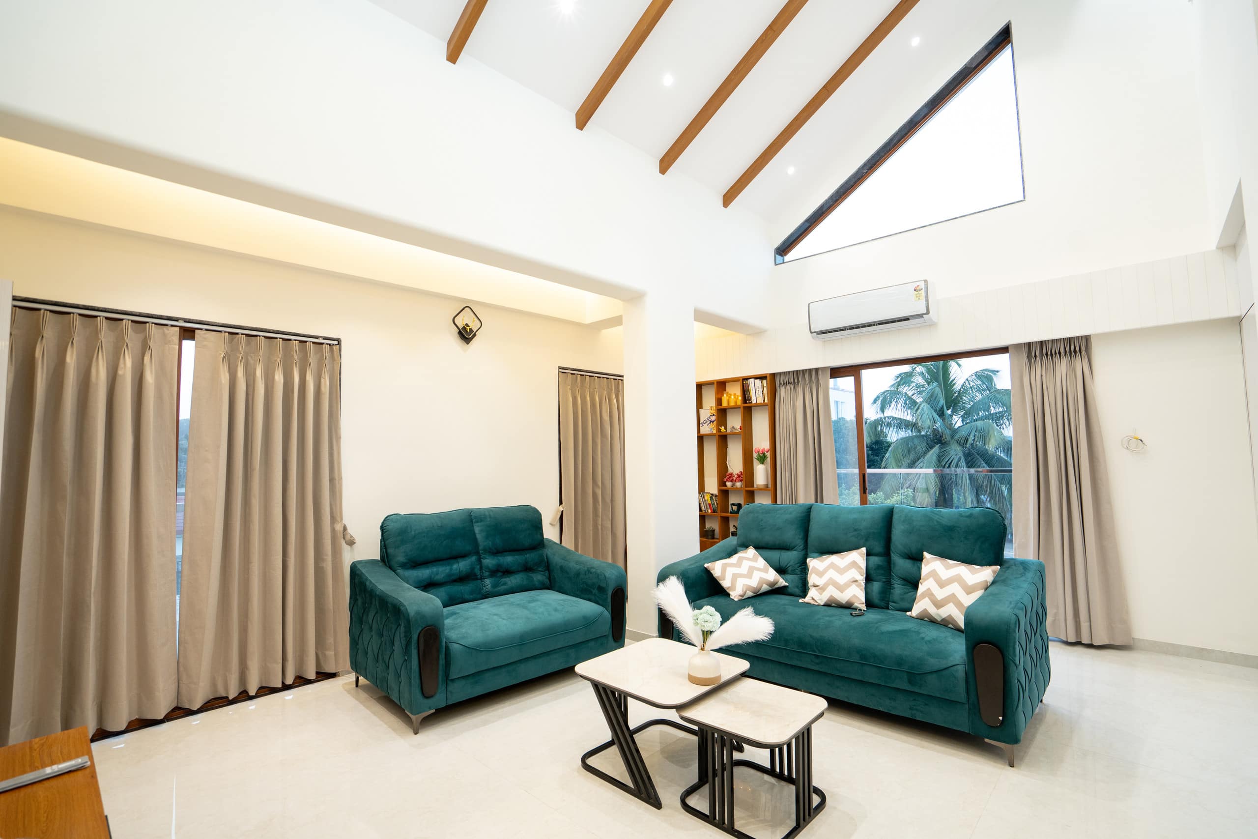 46 ELITE ENCLAVE - 3BHK SKYLINE LUXURY PENTHOUSE (with 3 private decks) - Tap to explore photos