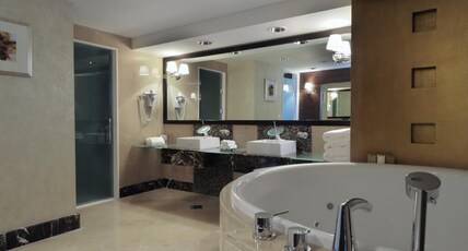 InterContinental ABU DHABI Room Type - Royal Suite Smoking