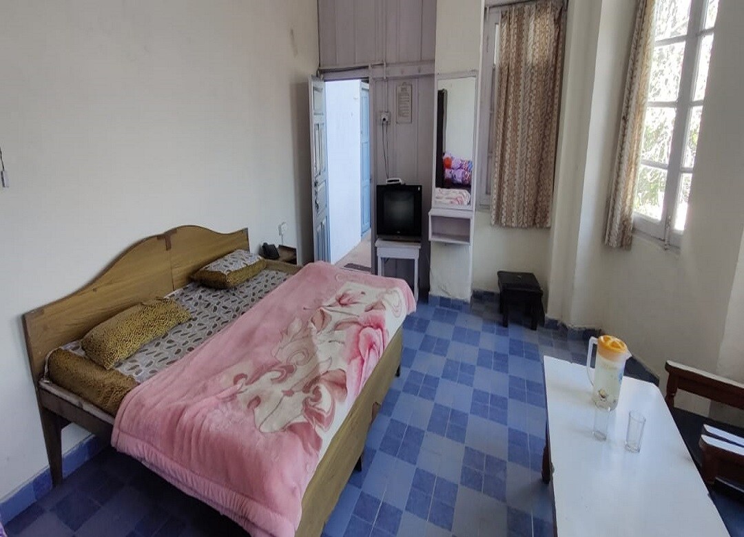 Mehar's Hotel - Tap to explore photos