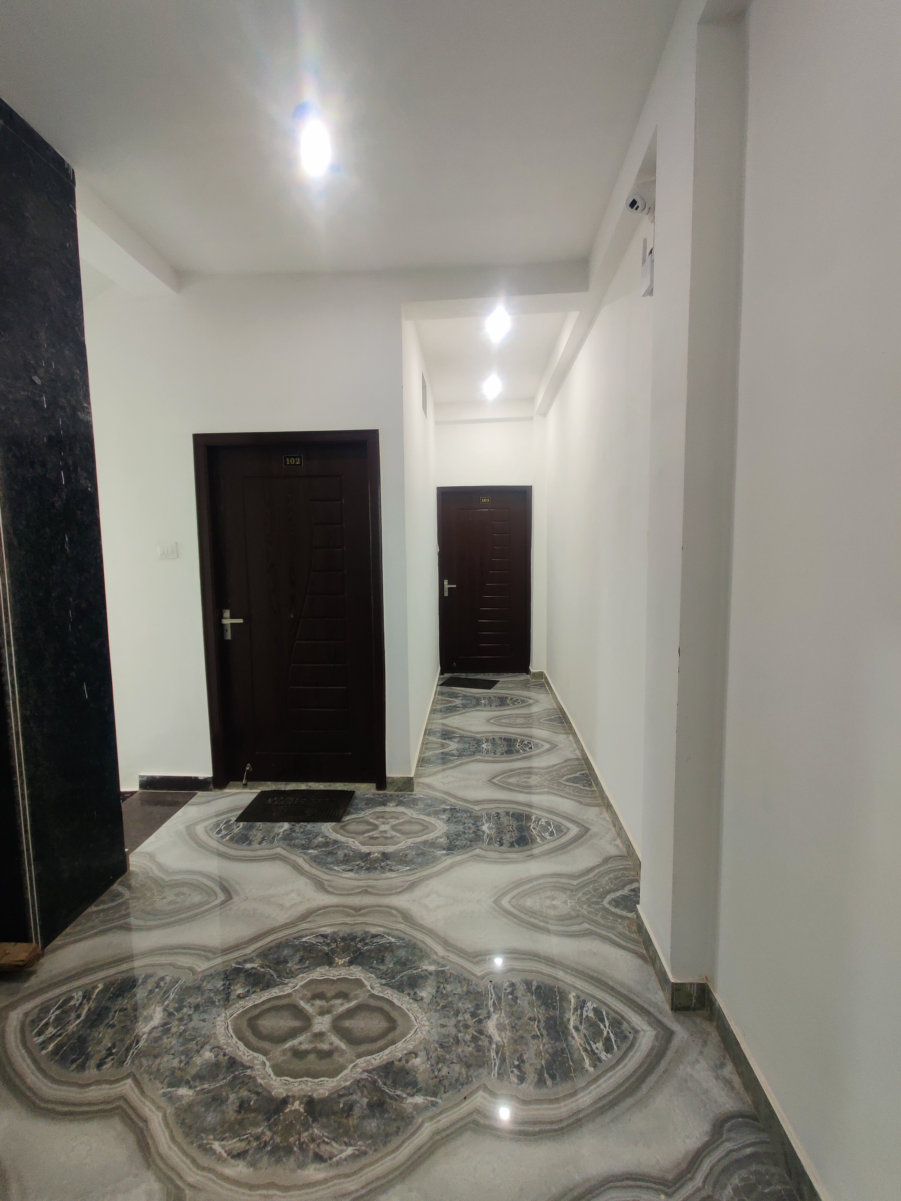Rama Inn Guest House - Tap to explore photos