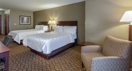 Holiday Inn Eau Claire South Room Type - 2 Qn Standard Comm Access Walk-In Shwr
