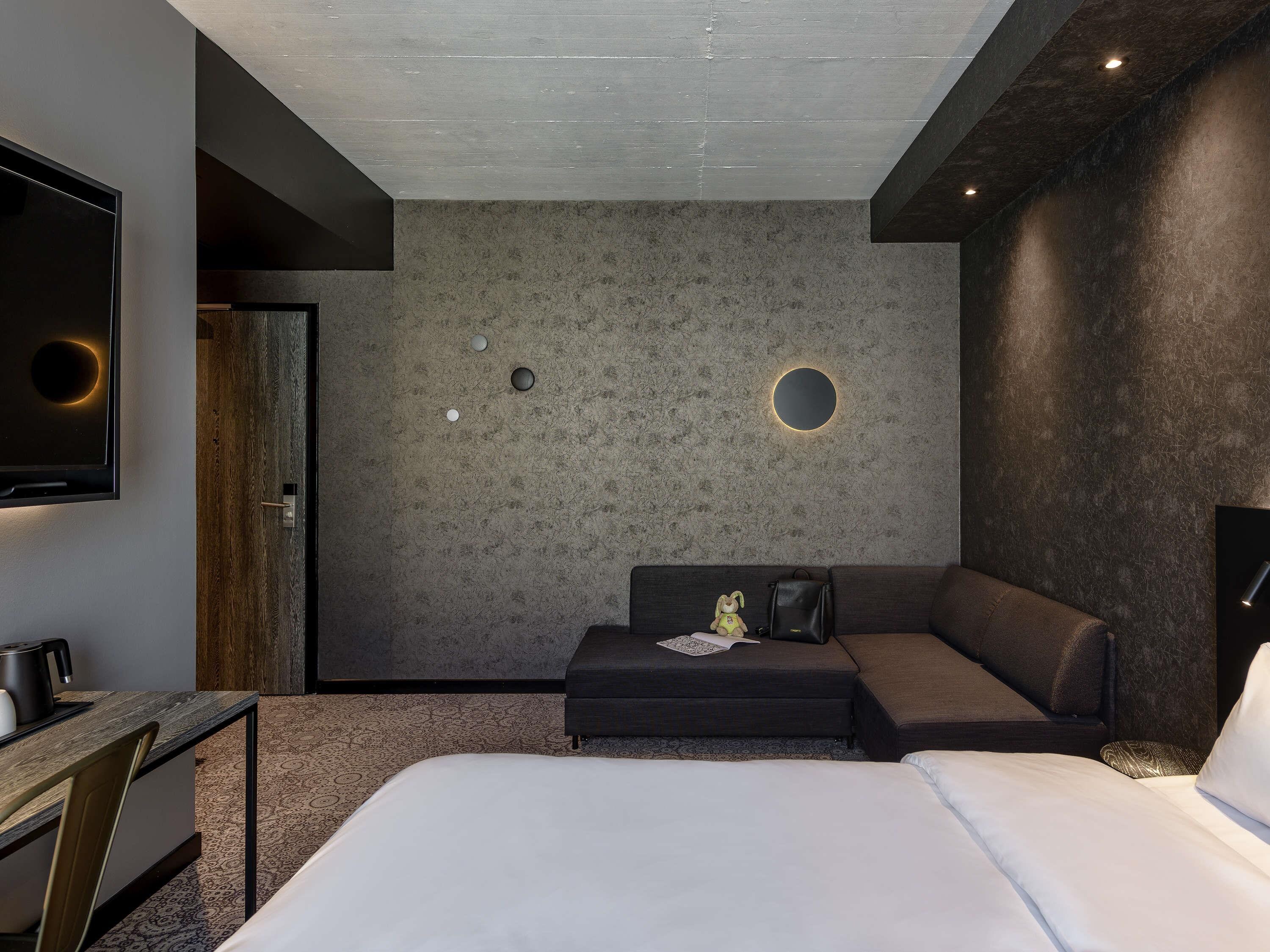 Ibis Styles Friedrichshafen - Tap to explore photos