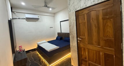 Mahamaya paying guest house Room Type - Bedroom 6