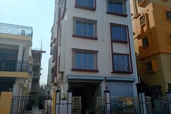 Hotel O Luxury Stay