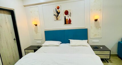 KD STAYS - urban suites   Room Type - Bedroom