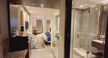 Best Western Plus Tejvivaan Room Type - 1 King Bed, Non-Smoking, Deluxe Room