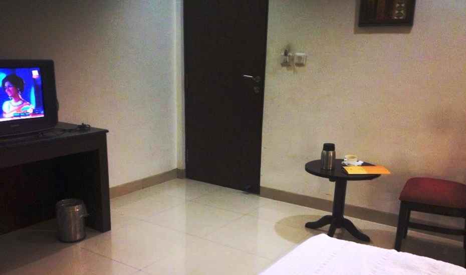 lemon park - Tap to explore photos