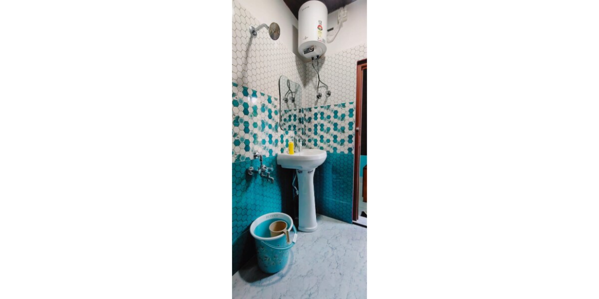 Nahar Homestay - Tap to explore photos