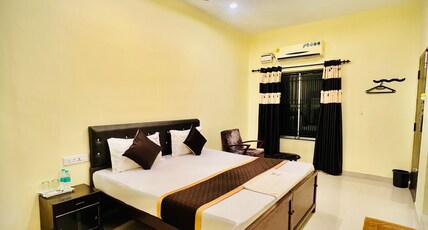 Phoenix Beach Resort Room Type - Deluxe AC Room Sea View
