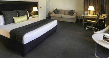 Pullman Brisbane King George Square Room Type - Premium Corner King