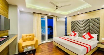 THE ELEGANZA Room Type - EXECUTIVE ROOM