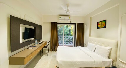 The Grand Leela Resort Room Type - Deluxe Double Room