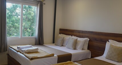 Amani Beach Home Stay Room Type - Quadruple Family Room