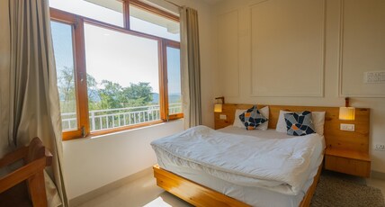 TLO Bir Room Type - Queen Room with Valley View