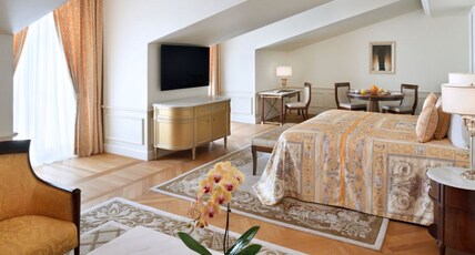 Palazzo Versace Dubai Room Type - Superior Versace Room Creek View
