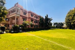 Hotel Master Paradise