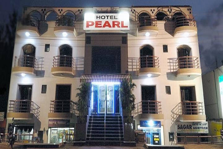 Hotel Pearl - Tap to explore photos