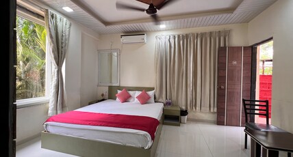 Lotus Holiday Resort Room Type - Nature View Couple Room With Balcony (2 Person)