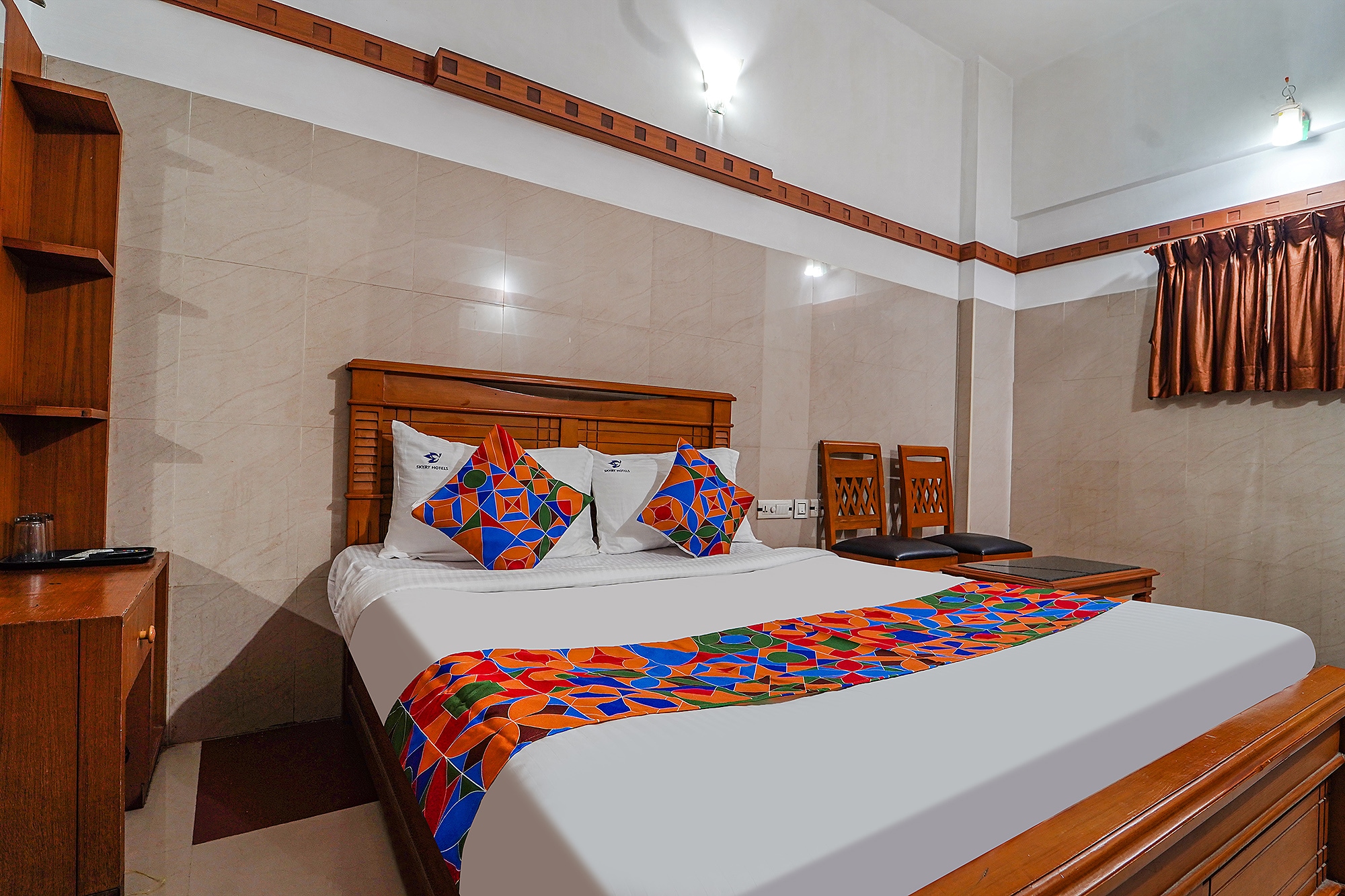 FabHotel Sca - Gandhipuram - Tap to explore photos