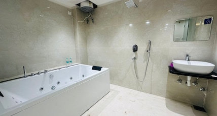 PATLIPUTRA LUXE HOTEL AND BANQUET Room Type - SUITE ROOM PATLIPUTRA LUXE HOTEL AND BANQUET Room Type - SUITE ROOM