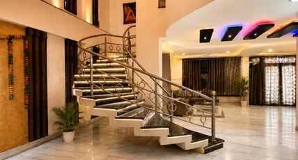 Urban Rajwadi: Luxury Villa Style Duplex Bungalow Room Type - Urban Rajwadi: Luxury Villa Style Duplex Bungalow