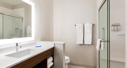 Holiday Inn Express & Suites Austin North Room Type - Standard Room