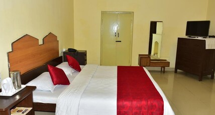 KSTDC Hotel Mayura Sudarshan Ooty Room Type - Premium Non AC Room New Block
