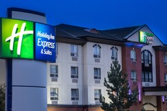 Holiday Inn Express Hotel & Suites Drayton Valley, an IHG Hotel
