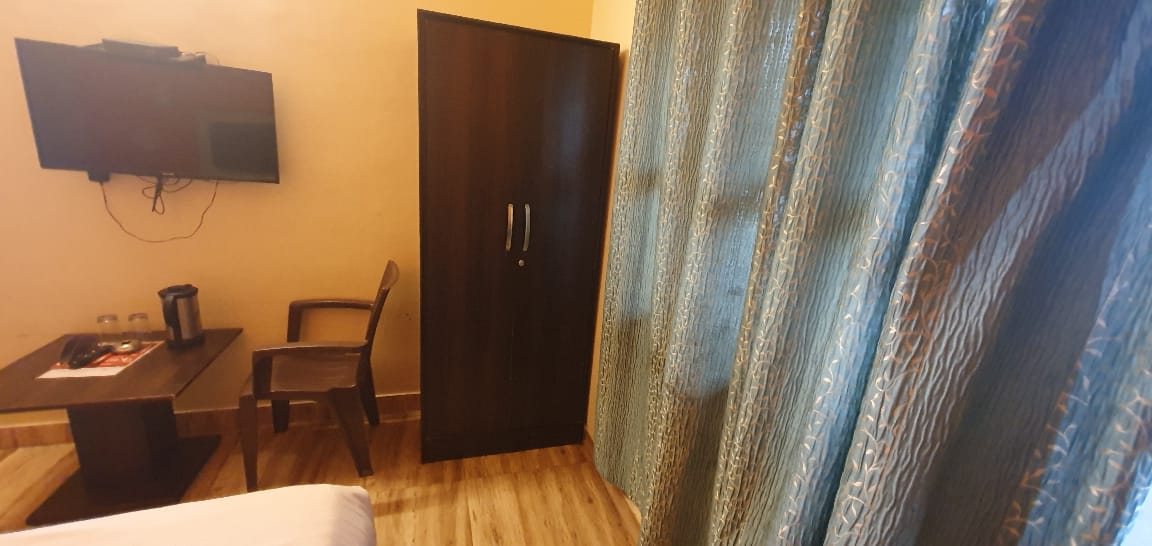 KK Suites | A Boutique Stay @ISBT - Tap to explore photos