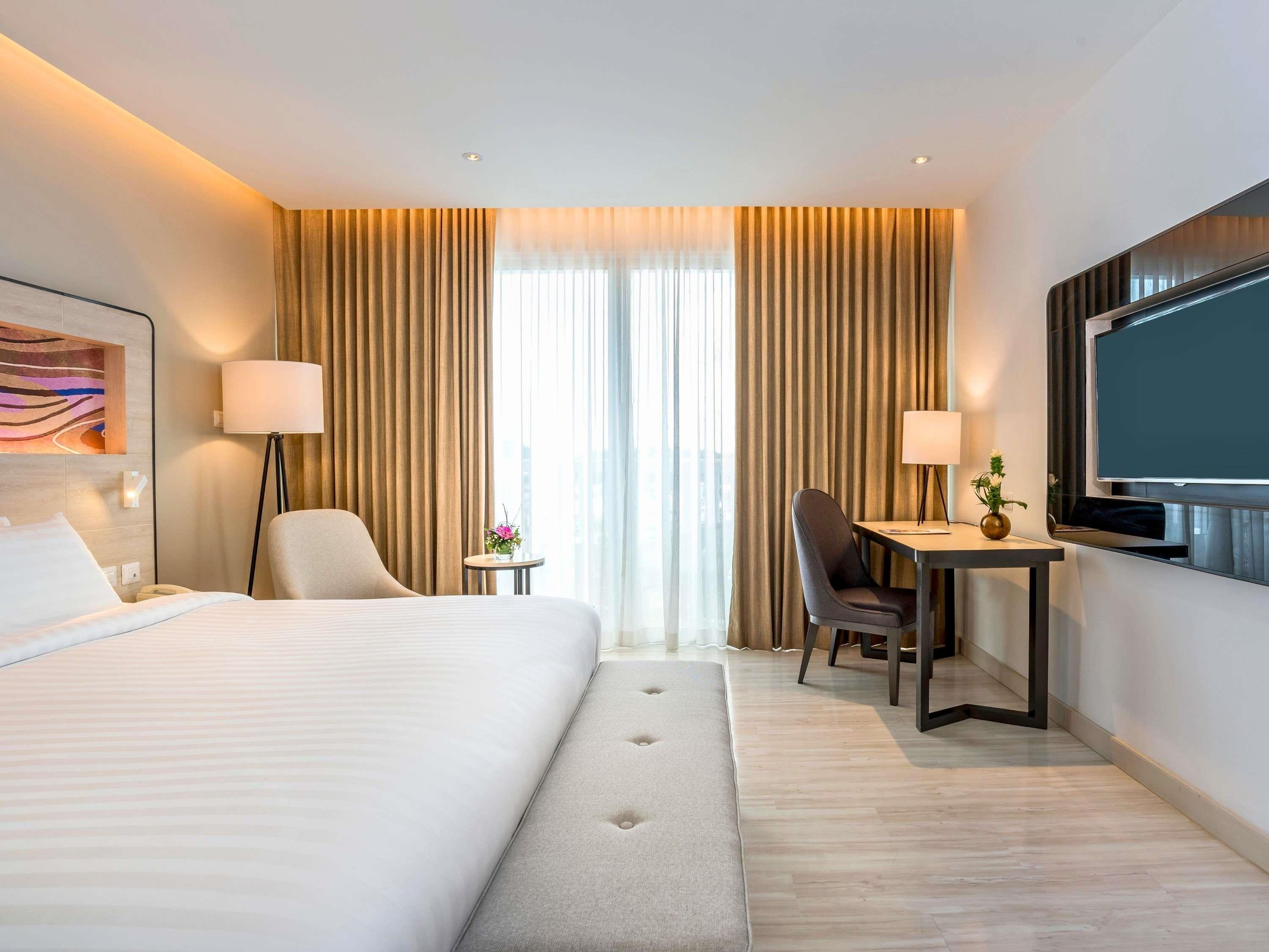 Novotel Phuket City Phokeethra - Tap to explore photos