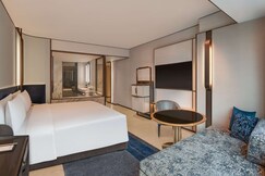 Hilton Saigon